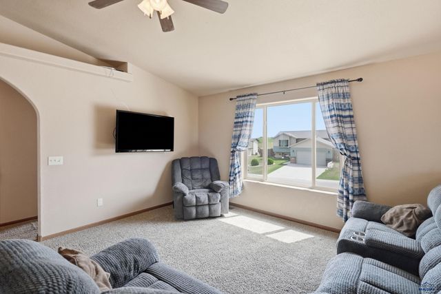 817 LONE SOLDIER RD, Box Elder, SD 57719