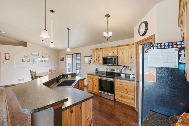 817 LONE SOLDIER RD, Box Elder, SD 57719