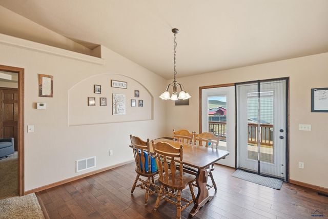 817 LONE SOLDIER RD, Box Elder, SD 57719