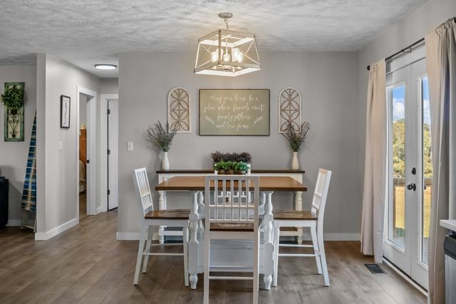 365 Little Benton Rd, Mansfield, TN 38236