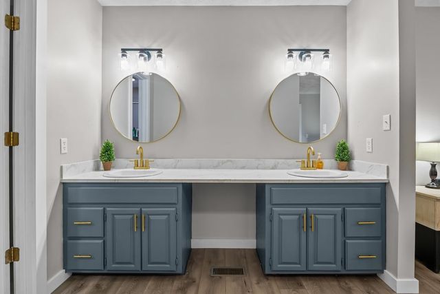 365 Little Benton Rd, Mansfield, TN 38236