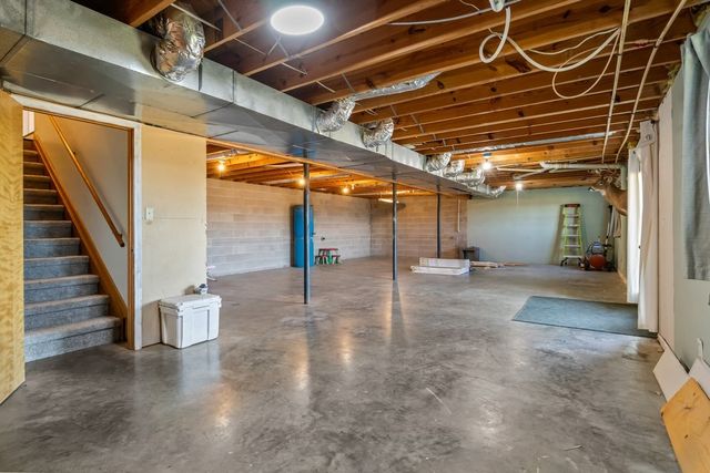 365 Little Benton Rd, Mansfield, TN 38236