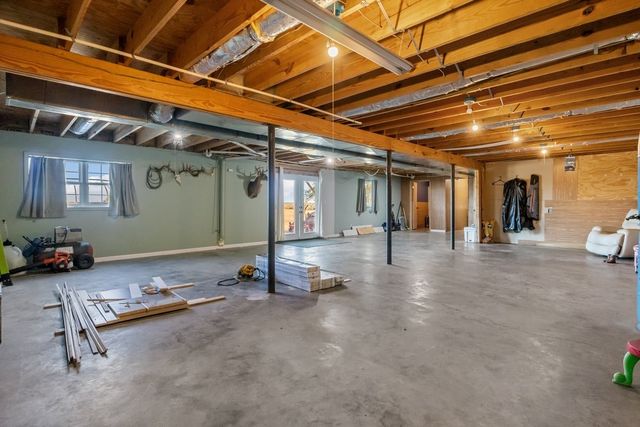 365 Little Benton Rd, Mansfield, TN 38236