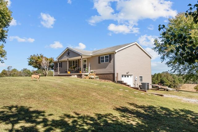 365 Little Benton Rd, Mansfield, TN 38236