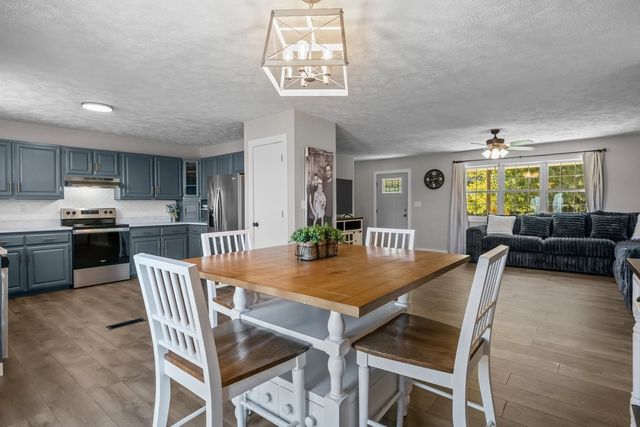 365 Little Benton Rd, Mansfield, TN 38236