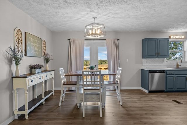 365 Little Benton Rd, Mansfield, TN 38236