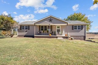 365 Little Benton Rd, Mansfield, TN 38236