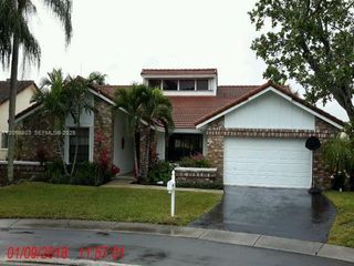1661 NW 100th Way, Plantation, FL 33322