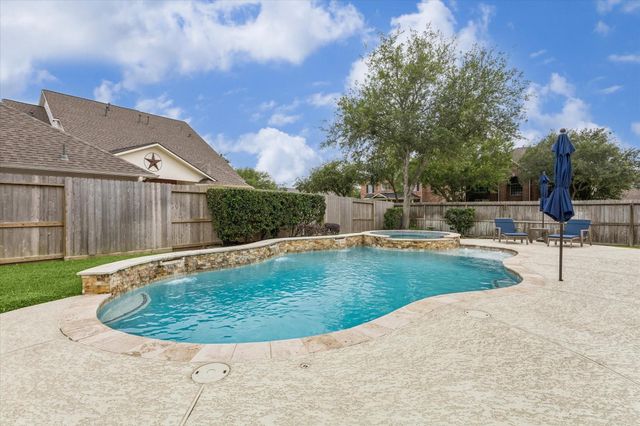 3412 Monarch Meadow Lane, Pearland, TX 77581