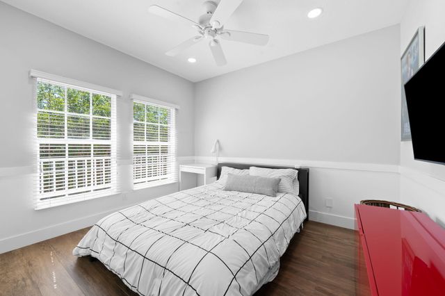 5675 NE Trieste Way, Boca Raton, FL 33487