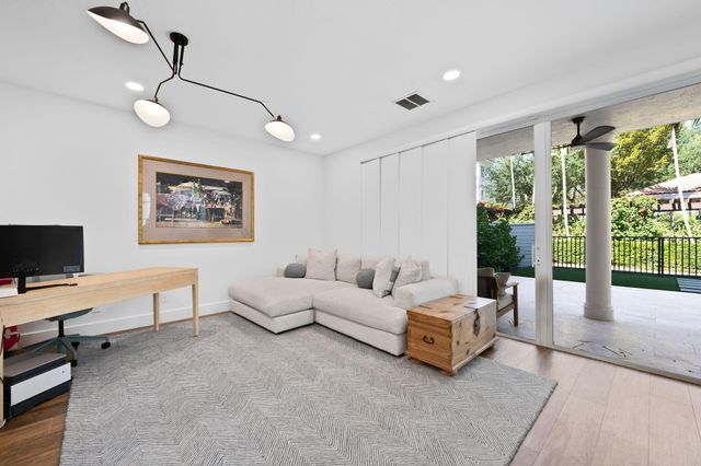 5675 NE Trieste Way, Boca Raton, FL 33487