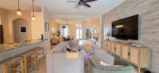 2695 CYPRESS HEAD TRAIL, Oviedo, FL 32765