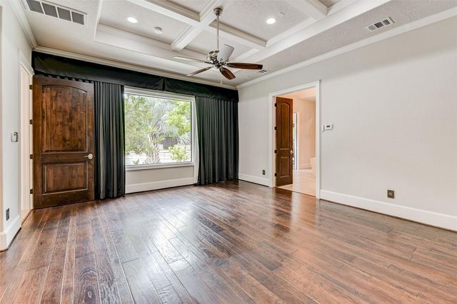 15051 Cathedral Falls Drive, Cypress, TX 77429