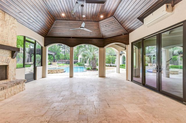 15051 Cathedral Falls Drive, Cypress, TX 77429