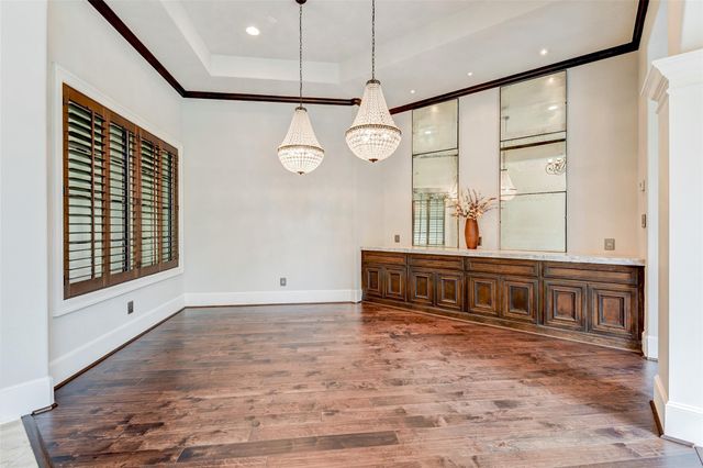 15051 Cathedral Falls Drive, Cypress, TX 77429