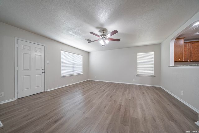 10915 CIMARRON CV, Universal City, TX 78148