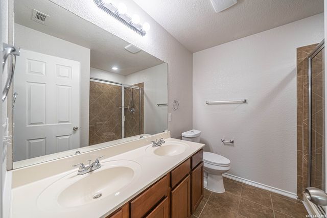 10915 CIMARRON CV, Universal City, TX 78148