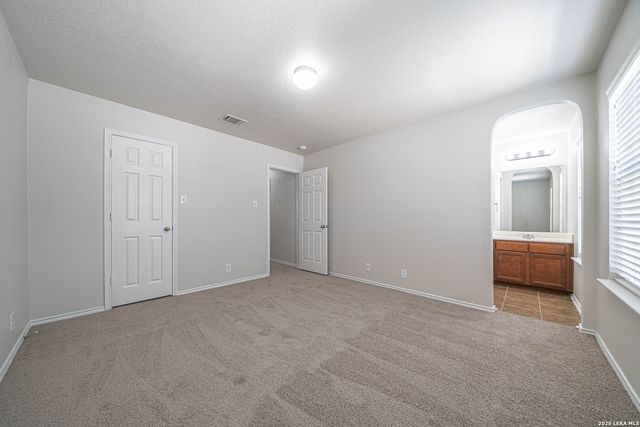 10915 CIMARRON CV, Universal City, TX 78148
