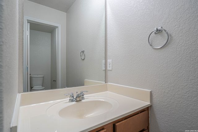 10915 CIMARRON CV, Universal City, TX 78148