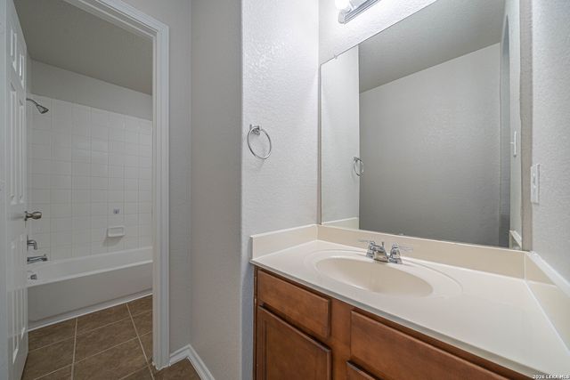 10915 CIMARRON CV, Universal City, TX 78148