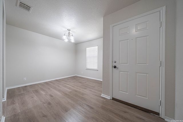 10915 CIMARRON CV, Universal City, TX 78148