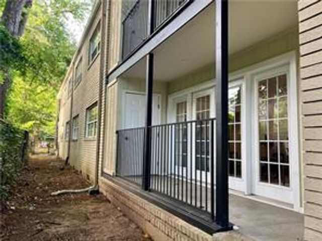 311 Peachtree Hills Avenue NE 7A, Atlanta, GA 30305