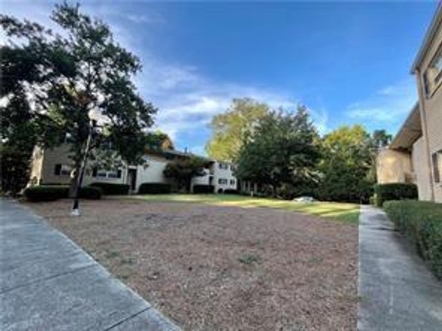 311 Peachtree Hills Avenue NE 7A, Atlanta, GA 30305
