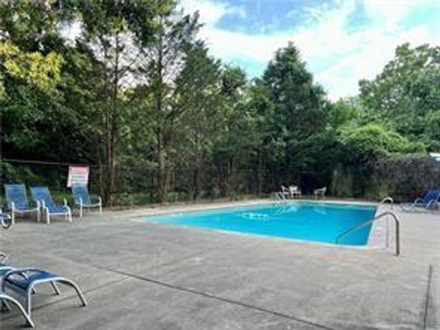 311 Peachtree Hills Avenue NE 7A, Atlanta, GA 30305