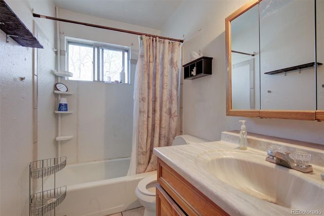 1449 E 1st Street, Loveland, CO 80537