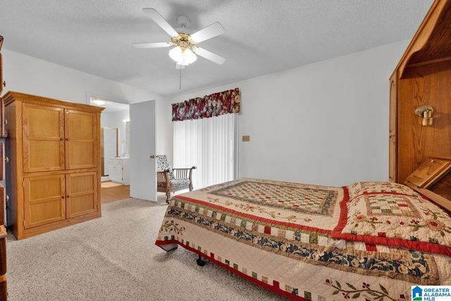 1011 CROSSHILL LANE, Warrior, AL 35180