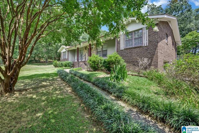 1011 CROSSHILL LANE, Warrior, AL 35180