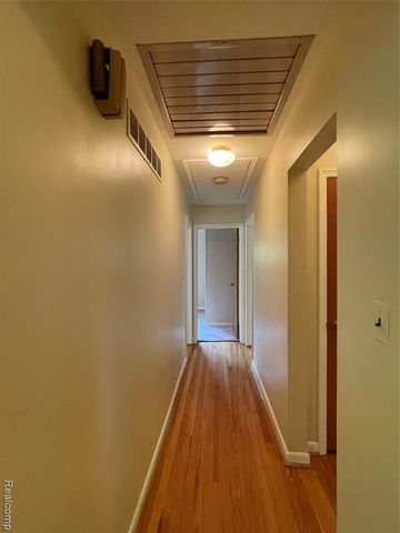 46151 Bloomcrest Drive, Northville, MI 48167
