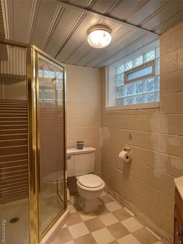 46151 Bloomcrest Drive, Northville, MI 48167
