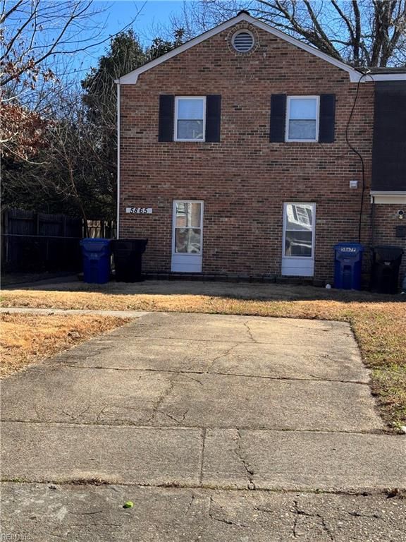 5865 Pickering ST, Virginia Beach, VA 23462