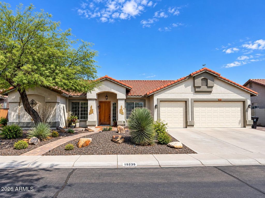 15235 N 77TH Drive, Peoria, AZ 85381 — photo 2