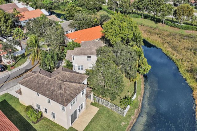 2389 NW 162nd Terrace, Pembroke Pines, FL 33028