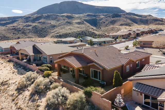 880 Jubilee Boulevard SW, Los Lunas, NM 87031