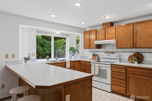 4236 Locker Road SE, Port Orchard, WA 98366