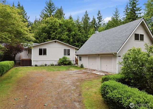 4236 Locker Road SE, Port Orchard, WA 98366