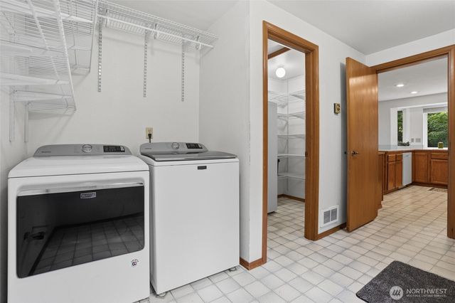 4236 Locker Road SE, Port Orchard, WA 98366