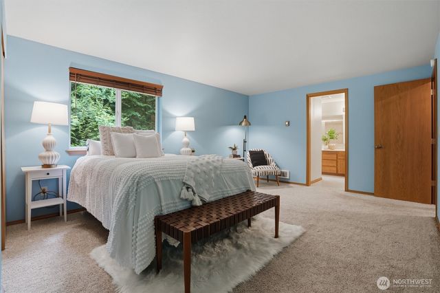 4236 Locker Road SE, Port Orchard, WA 98366