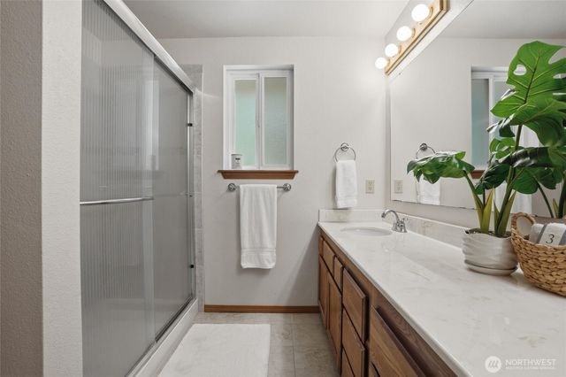 4236 Locker Road SE, Port Orchard, WA 98366