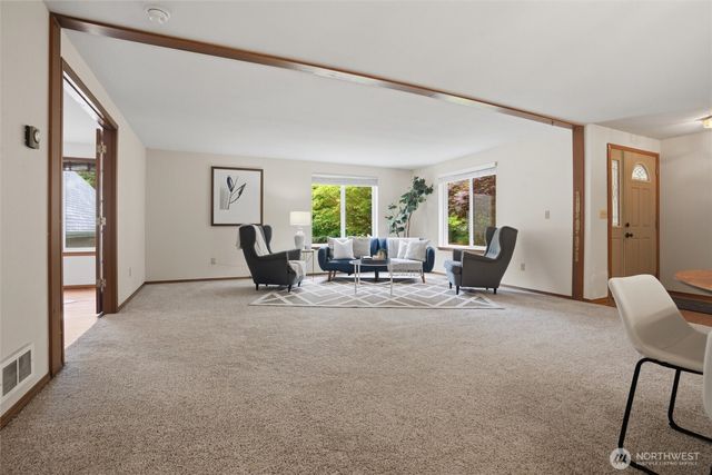 4236 Locker Road SE, Port Orchard, WA 98366