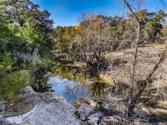 3377 O Quinn Branch RD, La Grange, TX 78945