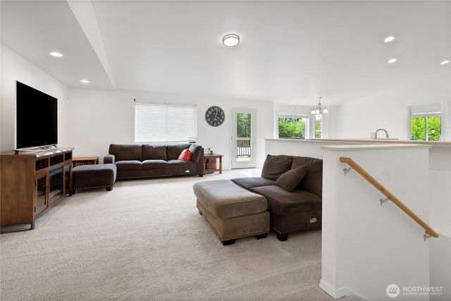 12311 Holtz Road E, Eatonville, WA 98328