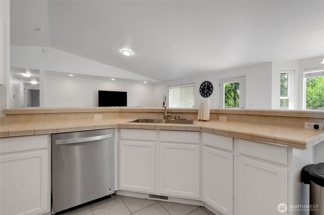 12311 Holtz Road E, Eatonville, WA 98328