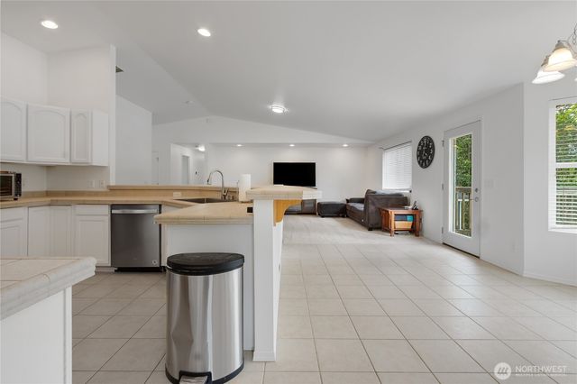12311 Holtz Road E, Eatonville, WA 98328
