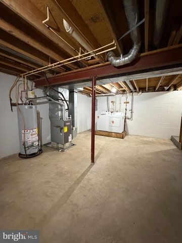 305 CENTER DEEN AVE, Aberdeen, MD 21001