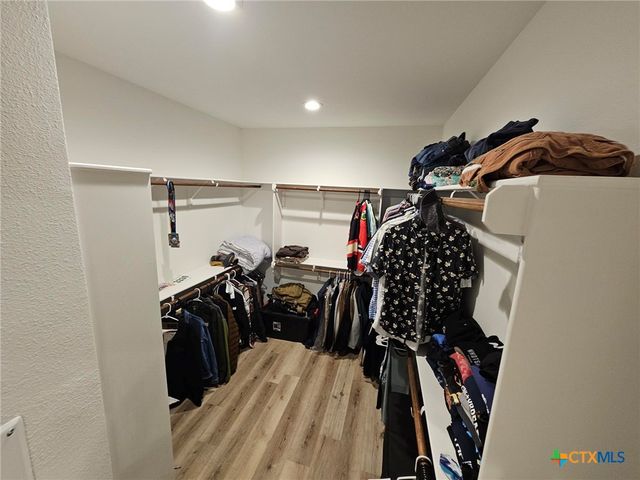 1095 Diamondhead Drive, Canyon Lake, TX 78133