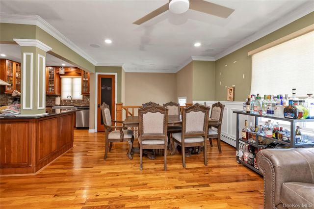 56 New Street, Lynbrook, NY 11563